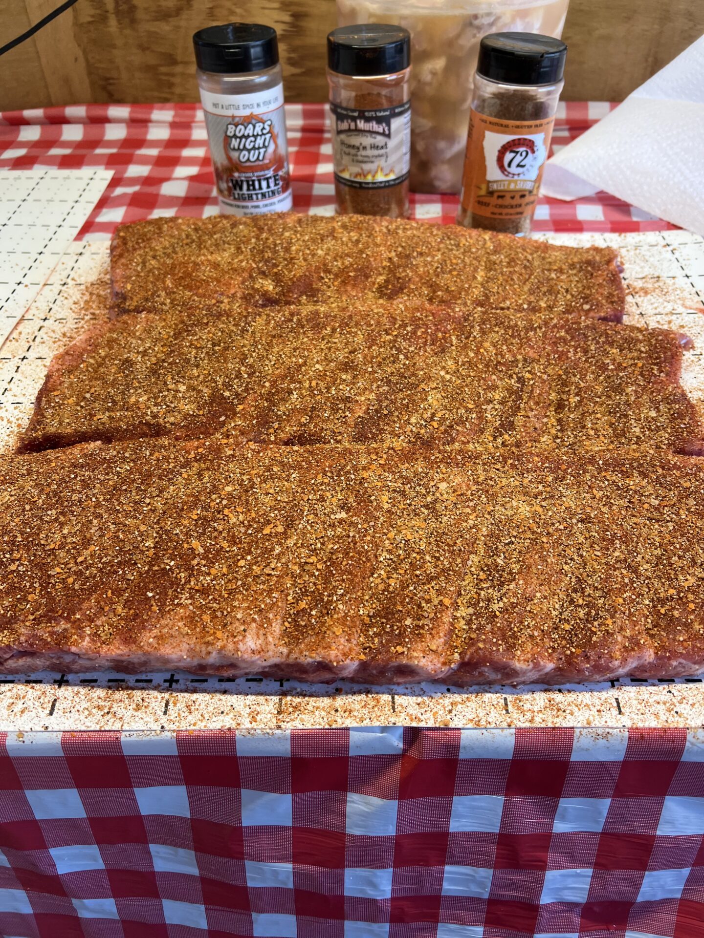 Bub N Muthas BBQ rub on ribs